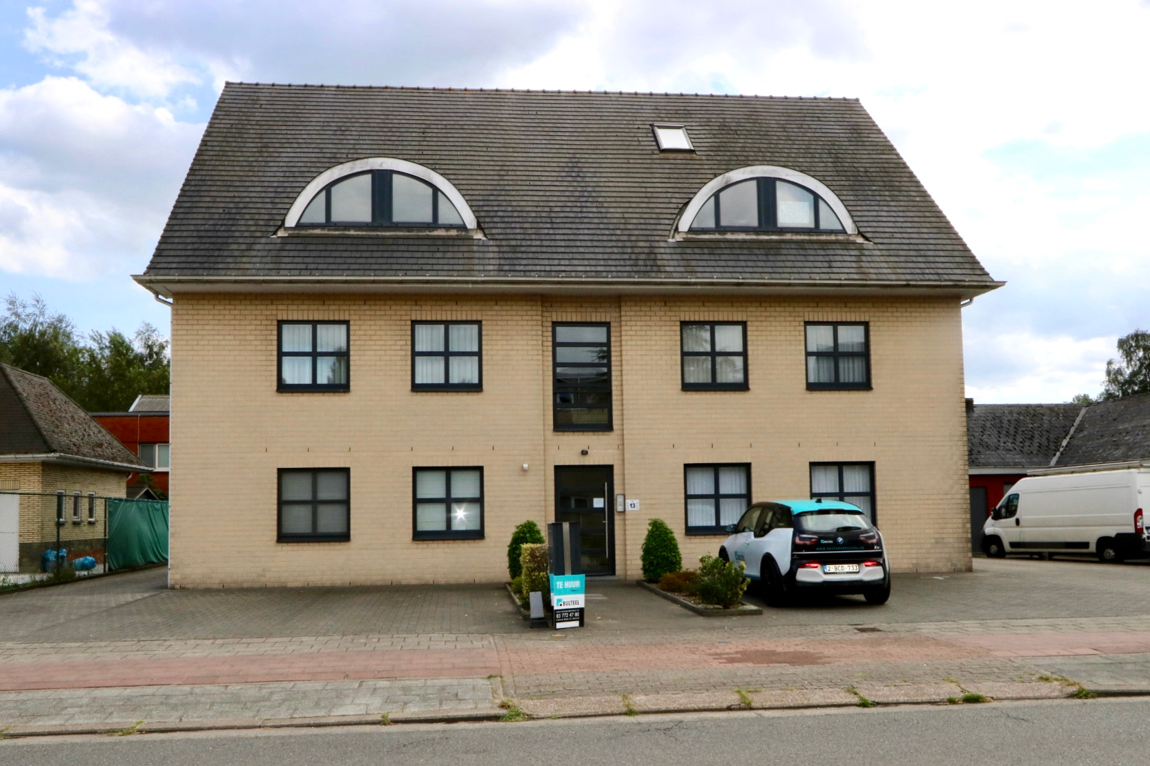 Afbeelding van Instapklaar appartement met 2 slaapkamers, terras en een garage!