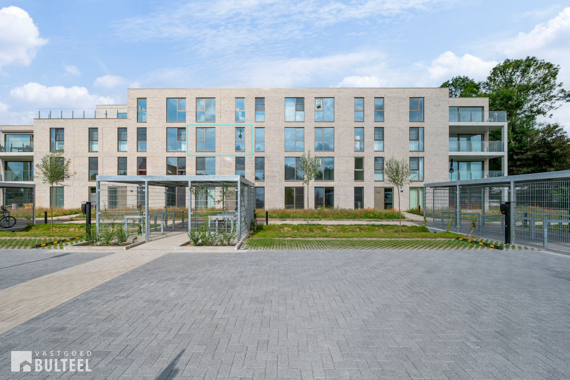 Afbeelding van Luxe appartement met 2 slaapkamers, ondergrondse pakeerplaats en kelderberging.